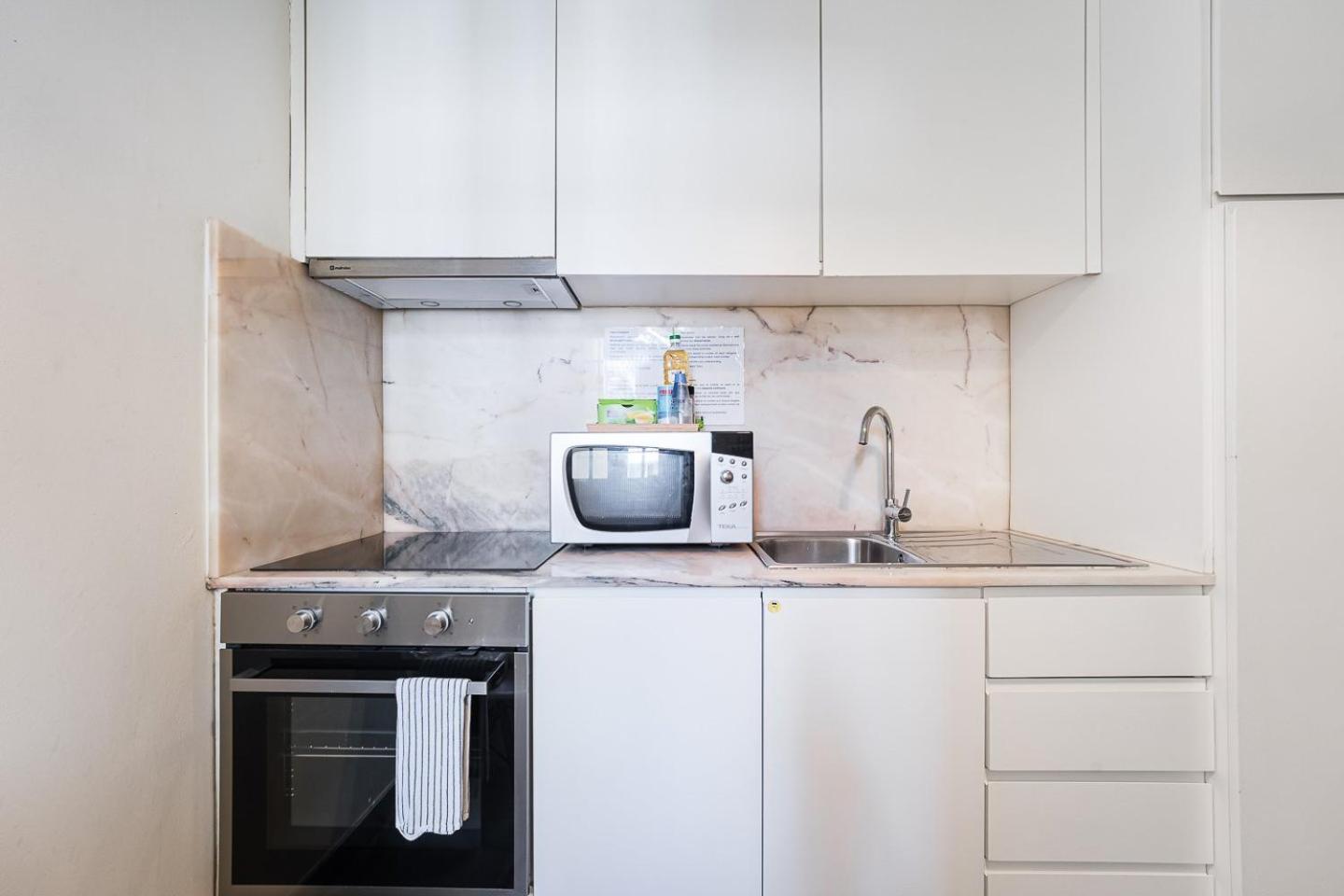 Guestready - Costa Cabral Guesthouse ปอร์โต ภายนอก รูปภาพ